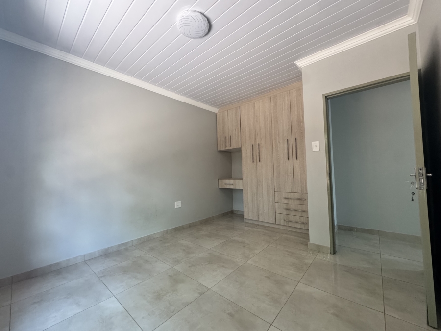 3 Bedroom Property for Sale in Flamwood North West